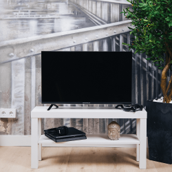 Телевизор GRUNHELM GT9HDFL32-GA2