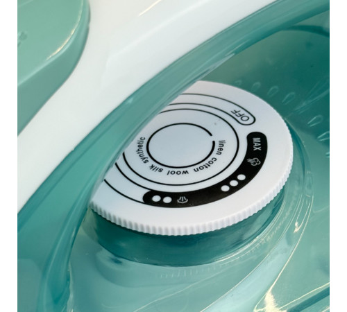 Праска парова EI8827T Grunhelm